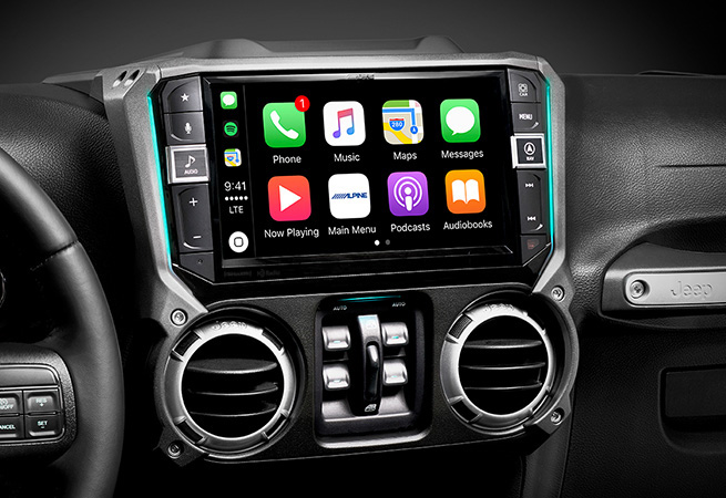 Apple CarPlay on Alpine Jeep receiver